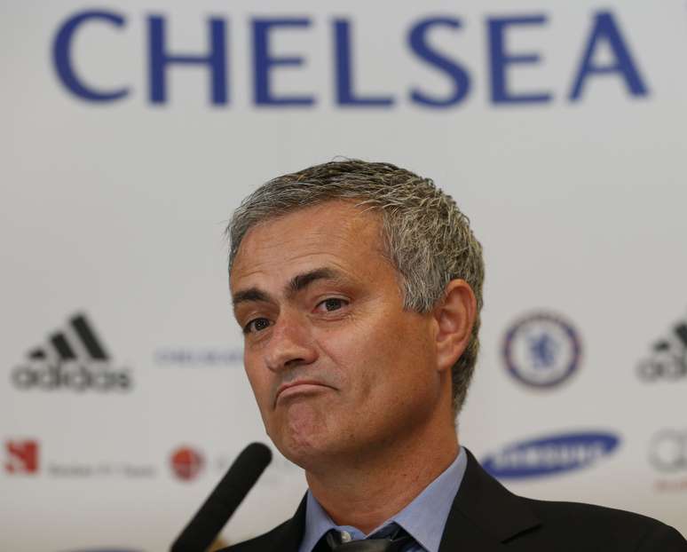 <p>Mourinho exaltou dedica&ccedil;&atilde;o de Lampard, Terry e Ashley Cole</p>