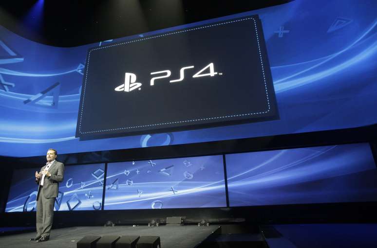 <p>A Sony mostrou pela primeira vez o Playstation 4 em sua conferência na E3 na segunda-feira (10), em Los Angeles</p>