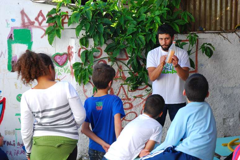 Na escola Professora Leopolda Barnewitz, em Porto Alegre (RS), 40 alunos participam da iniciativa