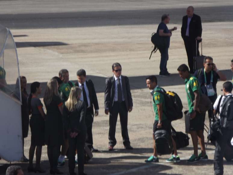 <p>Internauta registra embarque dos jogadores da Sele&ccedil;&atilde;o, que viajou rumo a Bras&iacute;lia nesta quarta-feira</p>