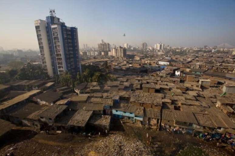 Mumbai, na Índia, está empatada com Karachi em primeiro lugar na lista das cidades mais baratas do mundo
