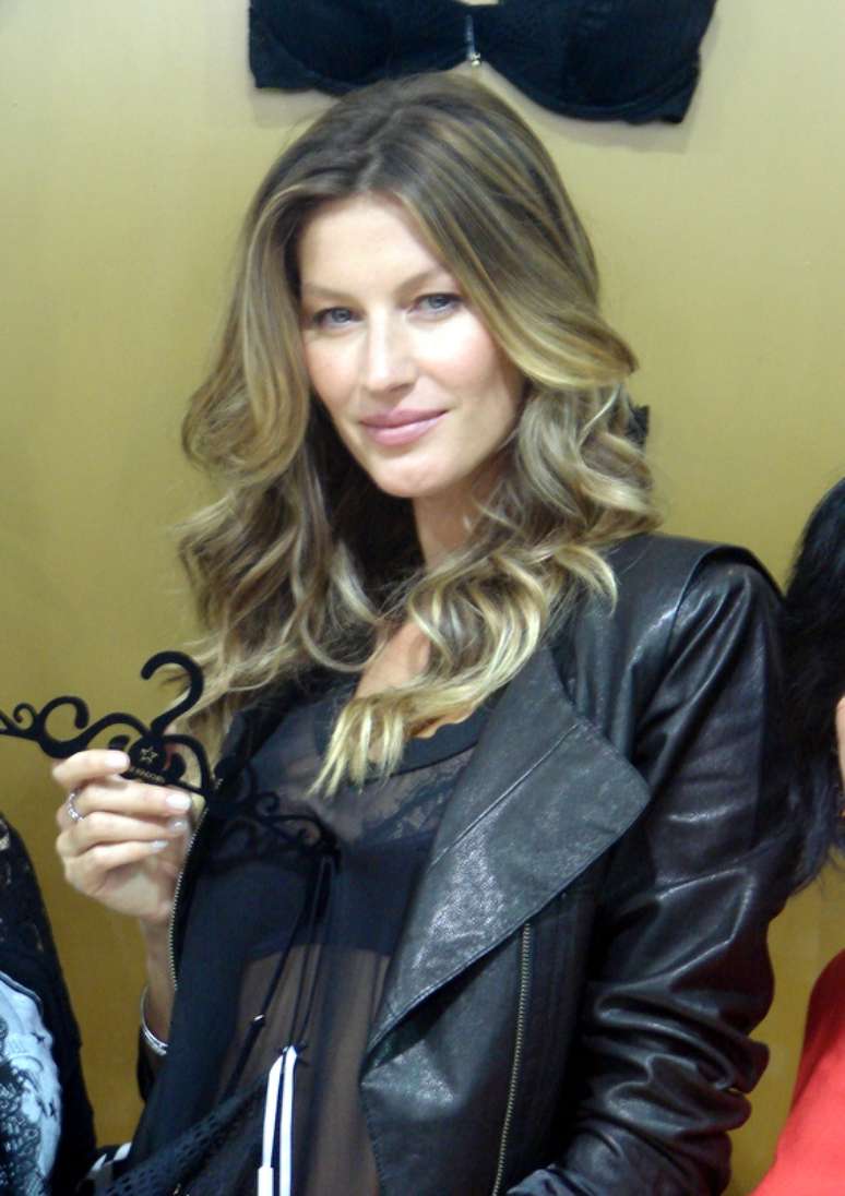 <p>Gisele Bündchen se manifestou por meio de suas redes sociais</p>