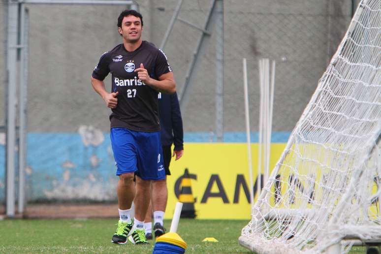 <p>Kleber foi contratado pelo Grêmio após momento ruim no Palmeiras</p>