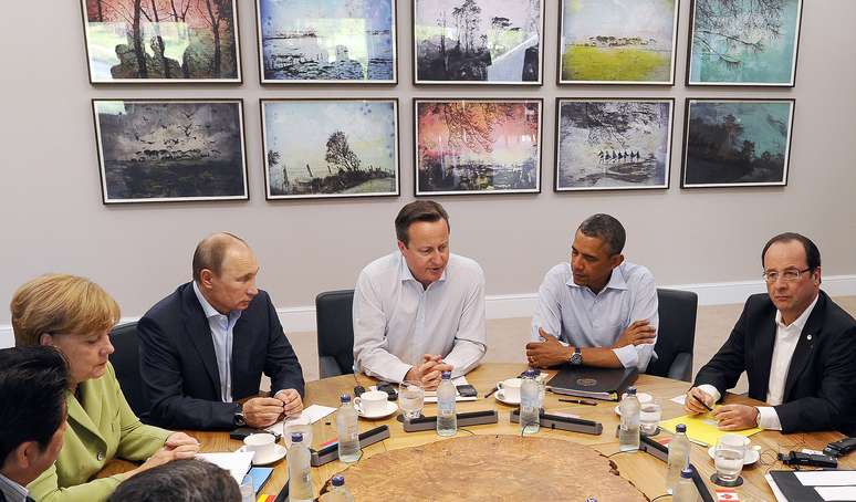 Abe, Merkel, Putin, Cameron, Obama e Hollande participam de reunião em Lough Erne