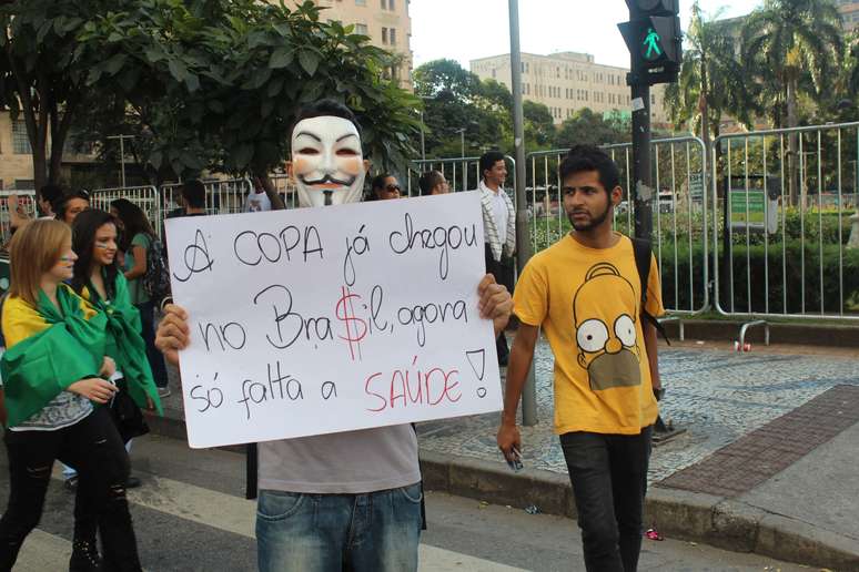 <p>Belo Horizonte teve novos protestos contra a Copa do Mundo</p>