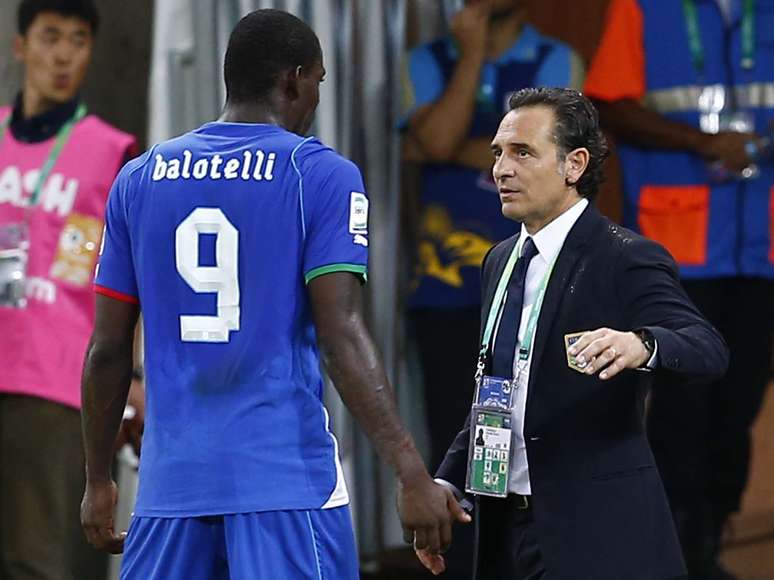 <p>Prandelli não terá Balotelli na semifinal da Copa das Confederações</p>