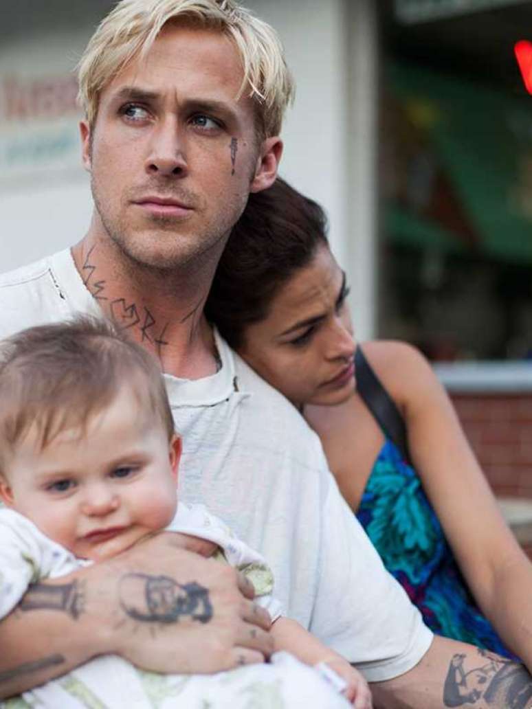 <p>Ryan Gosling e Eva Mendes em cena no filme 'O Lugar Onde Tudo Termina'</p>