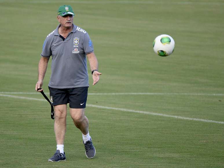 <p>Luiz Felipe Scolari, o Felipão, em treino de sexta no Pituaçu: raízes italianas</p>