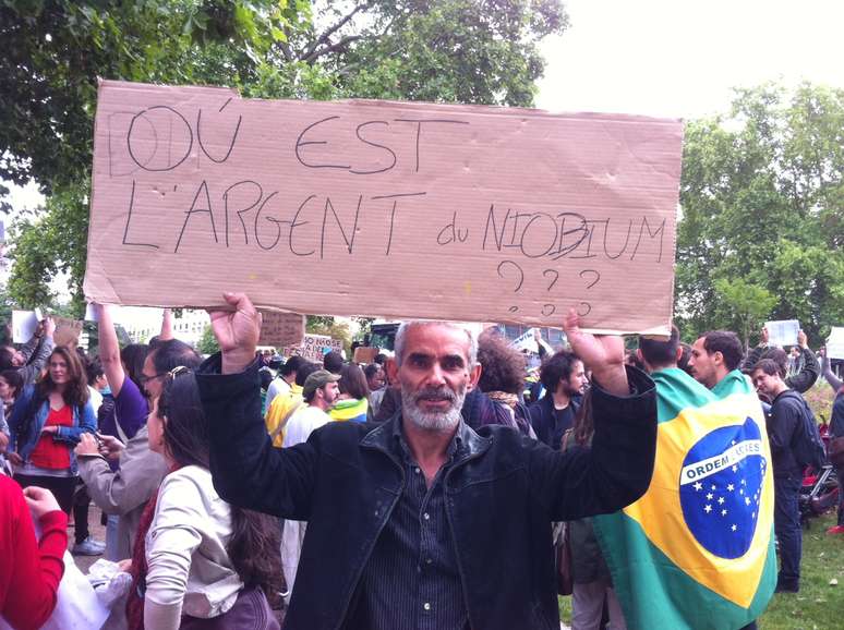 <p>Magno Antônio Lamounier pediu que os lucros do metal Nióbio sejam destinados à educação</p>