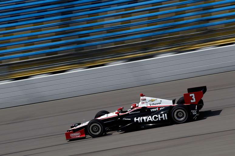 Castroneves havia conquistado a pole em Iowa