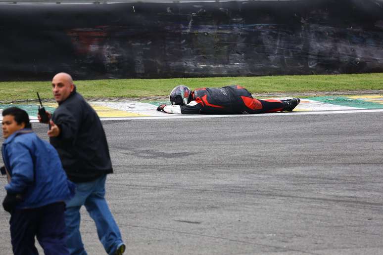 Piloto morre após acidente na Moto 1000 GP em Interlagos - ESPN