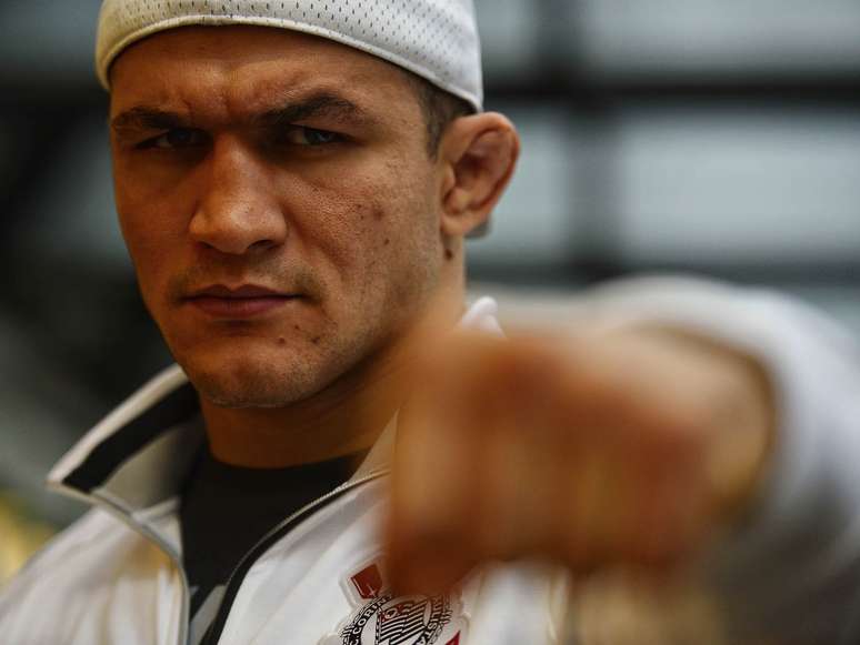 <p>Cigano é apontado por especialistas como melhor boxeador do UFC </p>