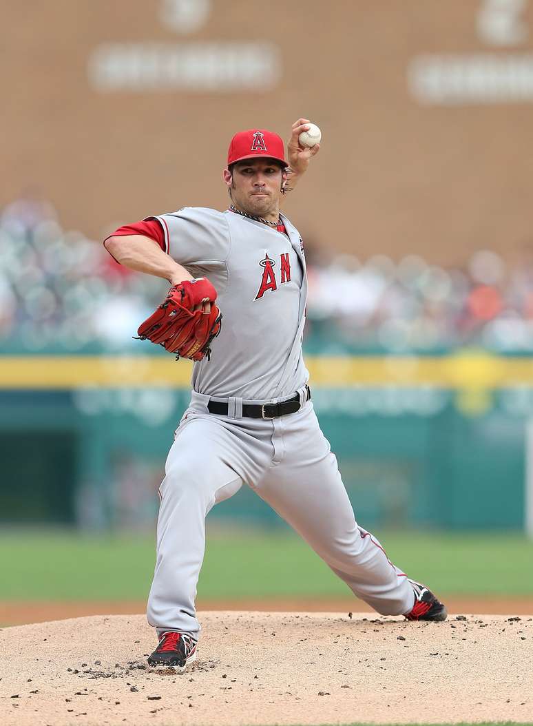 Segundo o estudo, ao jogarmos o bra&ccedil;o para tr&aacute;s, os m&uacute;sculos e tend&otilde;es do ombro se tensionam e armazenam energia, como um el&aacute;stico