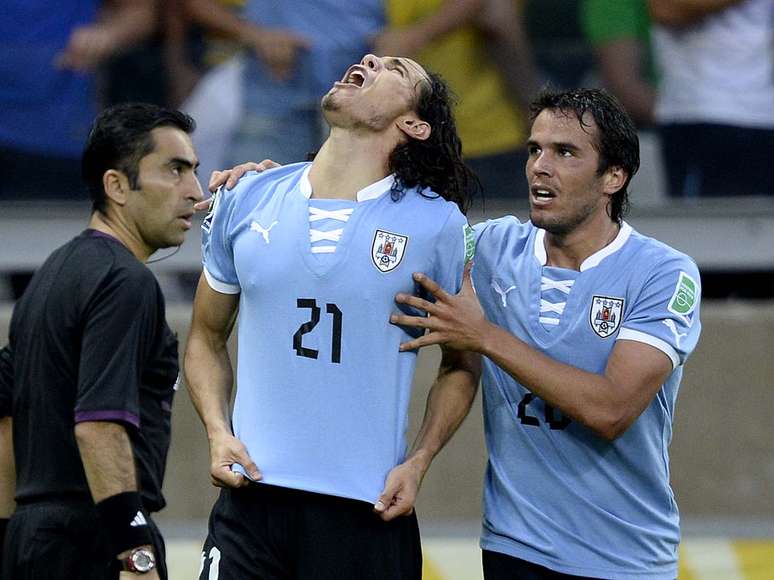 <p>Cavani é um dos oito jogadores do Uruguai que atua na Itália</p>