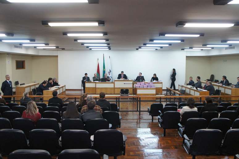 Audiência ocorreu no Salão do Tribunal do Júri do Fórum de Santa Maria