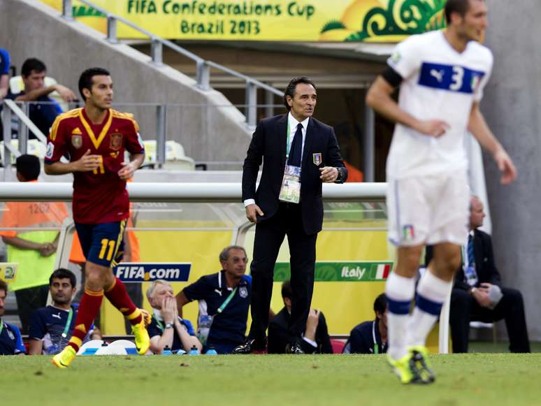 <p>Cesare Prandelli durante a partida entre Espanha e Itália, nesta quinta-feira, em Fortaleza</p>