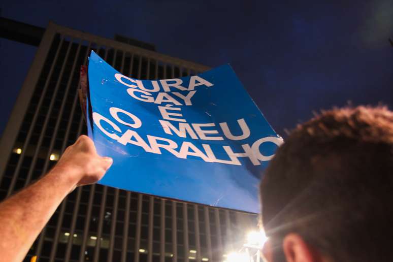 <p>Manifestantes pedem a saída do deputado Marco Feliciano (PSC-SP) da presidência da Comissão de Direitos Humanos da Câmara</p>