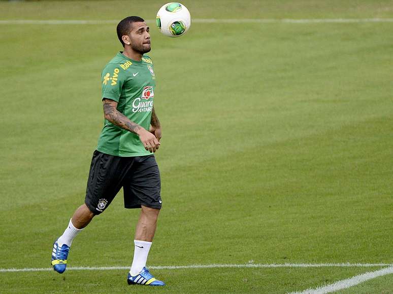 <p>Daniel Alves teve uma conversa de cerca de 30 minutos</p>