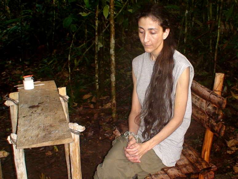 <p>Ingrid Betancourt passou 6 anos sequestrada pelas Farc</p>