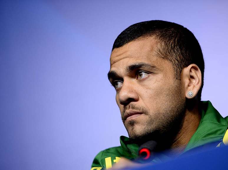 <p>Daniel Alves voltou a entrar na pauta do Paris Saint-Germain</p>