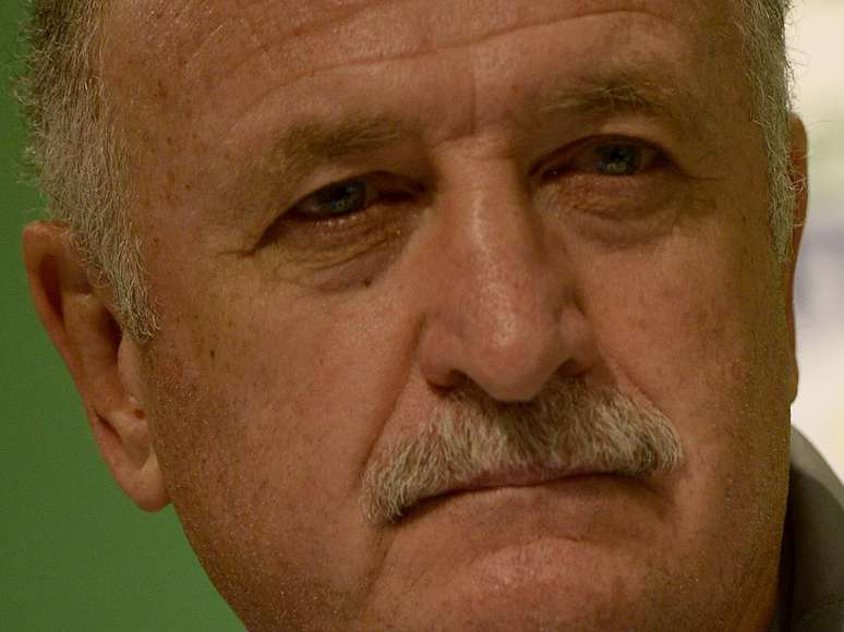 <p>Scolari acredita que Breno merece uma segunda chance</p>