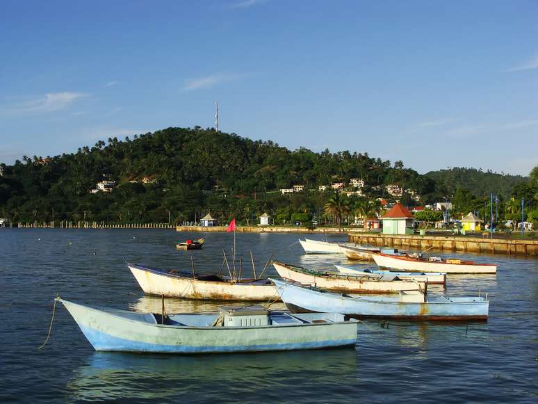 O porto de Samaná é a porta de entrada à cidade situada em uma península no norte da República Dominicana