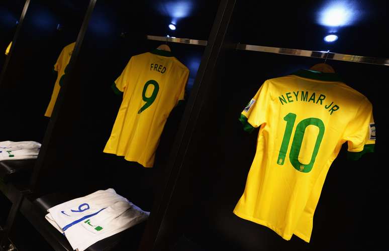 <p>Poucas horas antes da decisão da Copa das Confederações, neste domingo (30), no Maracanã, os vestiários do Brasil e da Espanha já estão preparados para receber os jogadores</p>