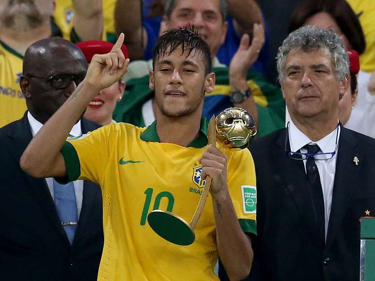 Neymar é o melhor jogador da Seleção para 43% dos brasileiros