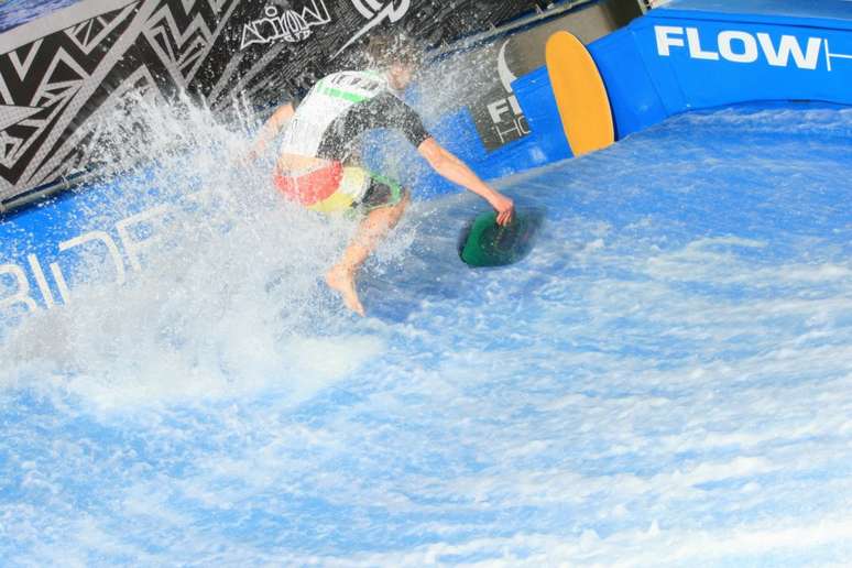 <p>Flowboarding</p>