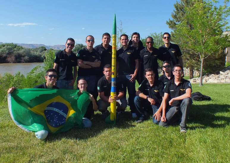 Equipe de alunos do ITA venceu competição de foguetes nos EUA