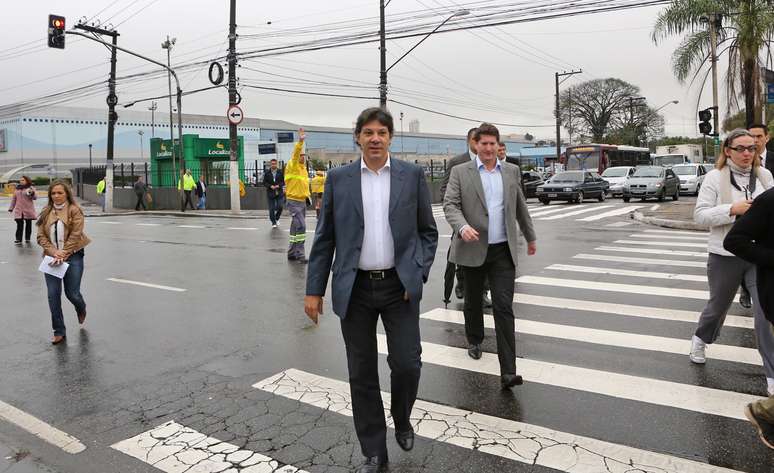 Fernando Haddad (PT) afirmou nesta segunda-feira que o corte de despesas e o novo aporte do Imposto sobre Circulação de Mercadorias e Serviços (ICMS) possibilitarão à prefeitura da capital paulista manter os investimentos previstos para 2013