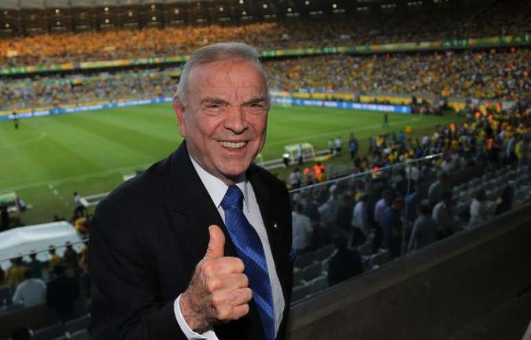 José Maria Marin no Mineirão: abertura para eleitorado da CBF