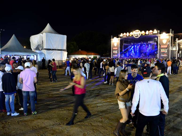 Festa Junina tem sido embalado por sucessos do sertanejo