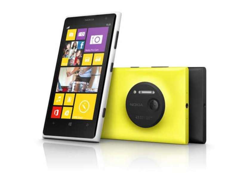 Lumia 1020 tem tela de 4,5 polegadas é chega ao mercado nas cores amarelo, preto e branco