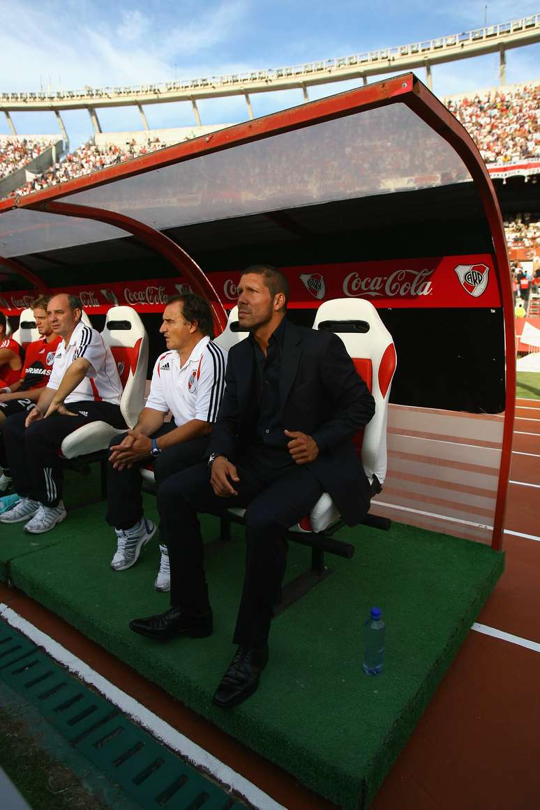 <p>Simeone foi campe&atilde;o argentino como t&eacute;cnico do&nbsp;River Plate</p>