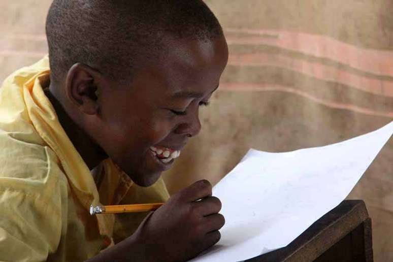 Pelo menos 350 crianças serão beneficiadas pela nova escola na Libéria