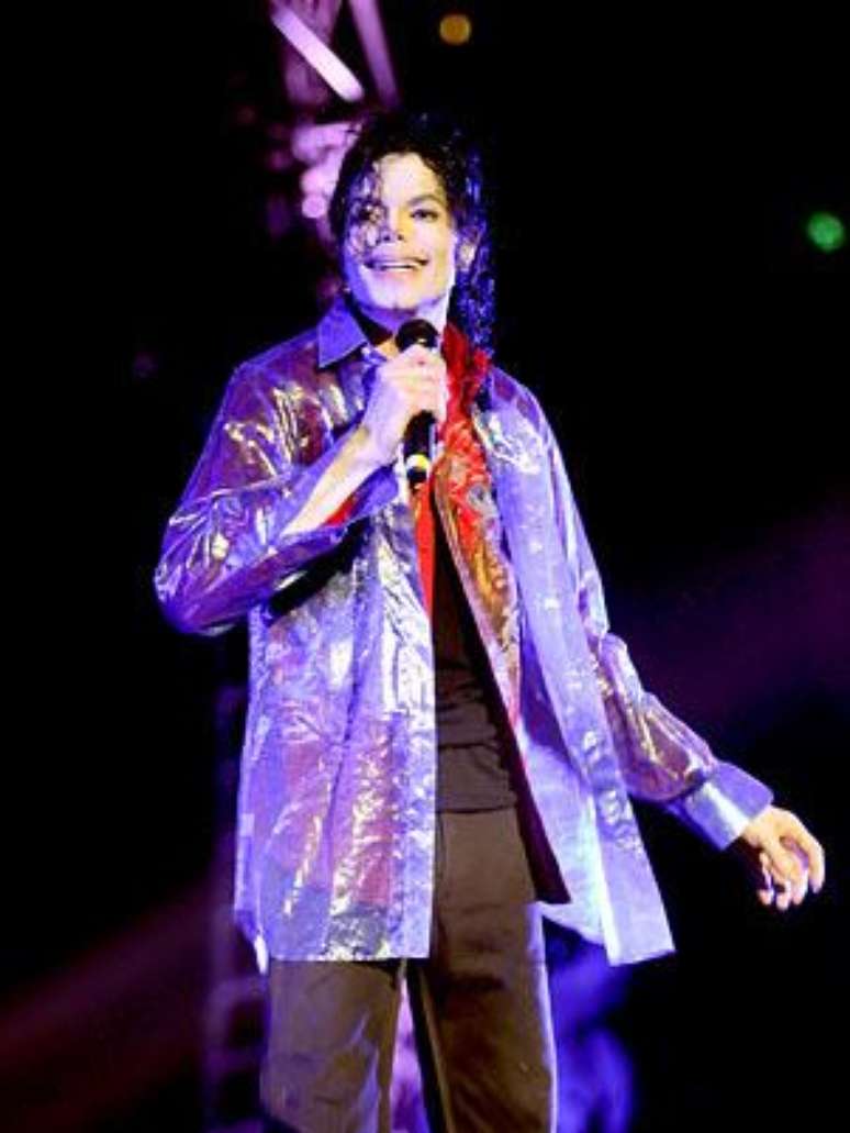<p>Michael Jackson não queria mais fazer o "moonwalk" após os 50 anos</p>