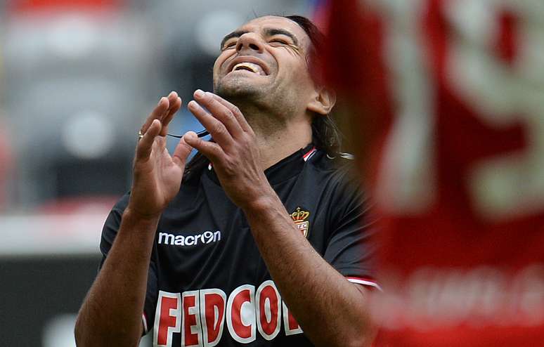 Falcao García estreia com derrota na equipe francesa