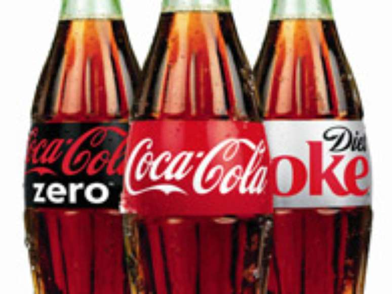 <p>Coca-Cola terá de indenizar em R$ 14.480 uma consumidora que encontrou fungos dentro de uma garrafa do refrigerante</p>