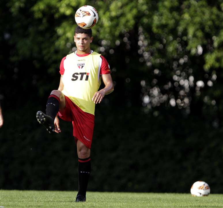 <p>Volante quer recuperação da equipe no clássico contra o Corinthians pela Recopa</p>