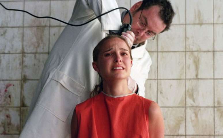 No filme 'V de Vingança' (2006), Natalie Portman teve de ficar careca para interpretar Eve