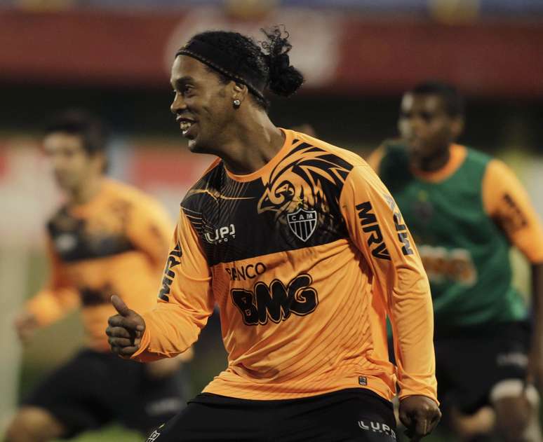 <p>Clube regido por Ronaldinho supera Olimpia em quase sete mil qulômetros</p>