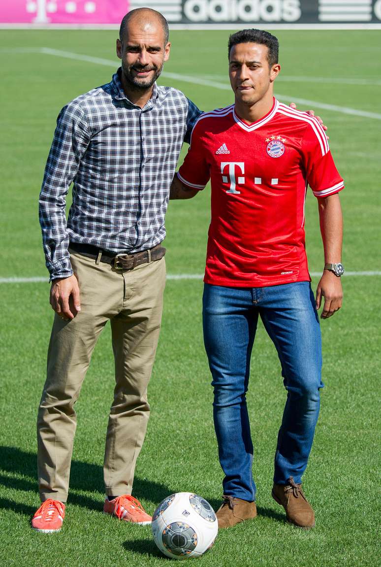 <p>O Bayern de Munique apresentou nesta terça-feira mais um reforço para a próxima temporada: o meia Thiago Alcântara, contratado junto ao Barcelona</p>