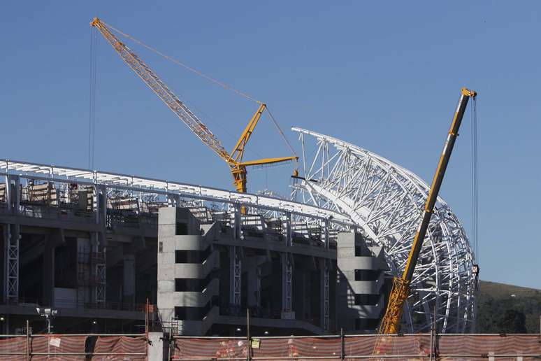 <p>Beira-Rio está fechado por conta das obras para a Copa do Mundo</p>