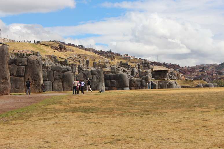 <p>Saqsaywaman é palco de um festival anual durante o solstício de inverno</p>