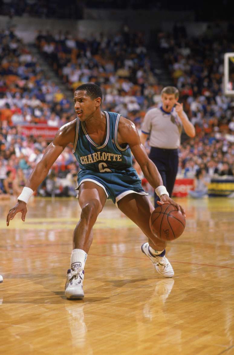 Hornets, que existiram pela primeira vez entre 1988 e 2002, voltarão a aparecer na NBA