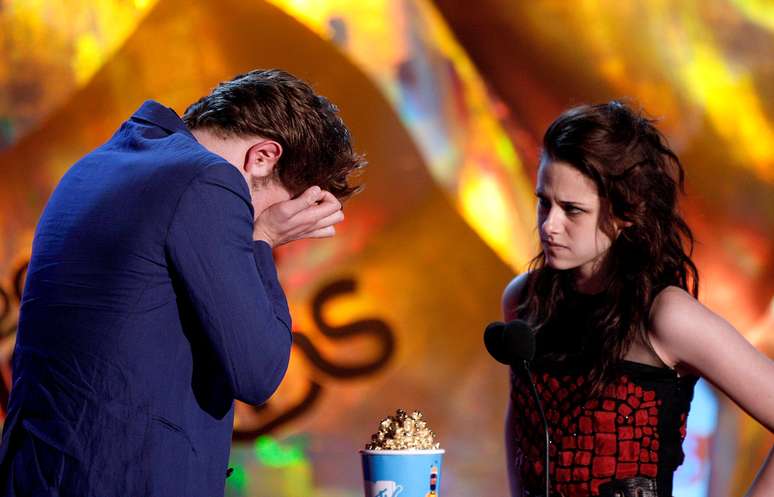 <p>Kristen Stewart e Robert Pattinson no MTV Movie Awards</p>