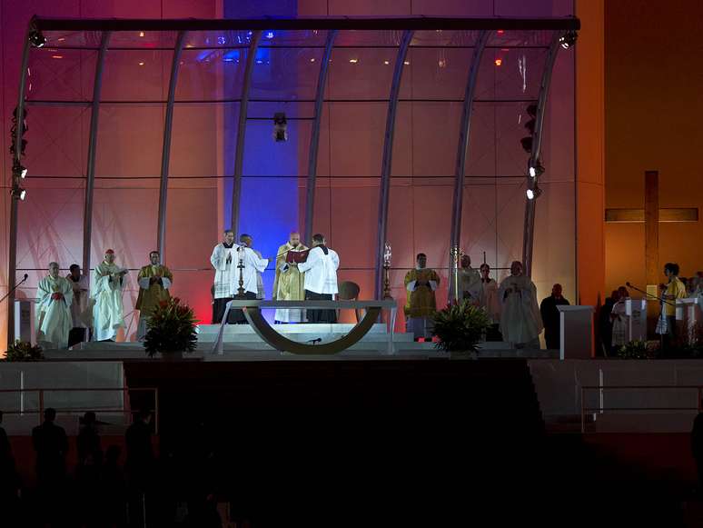 Arcebispo do Rio de Janeiro, dom Orani Tempesta, fala durante a missa de abertura da Jornada Mundial da Juventude, em Copacabana