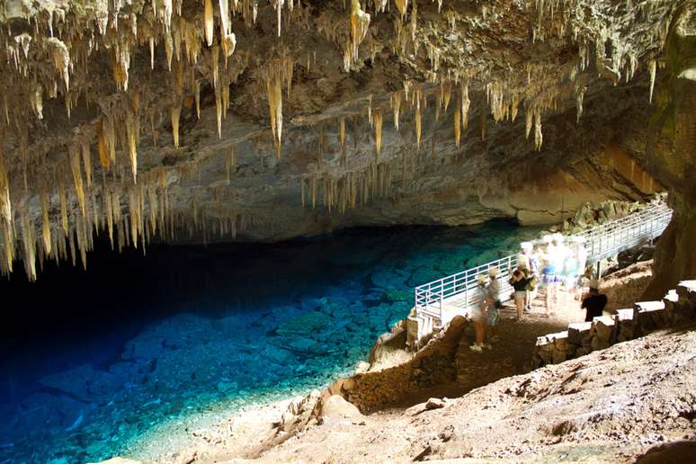 <p>A Gruta do Lago Azul é um dos principais passeios de Bonito</p>