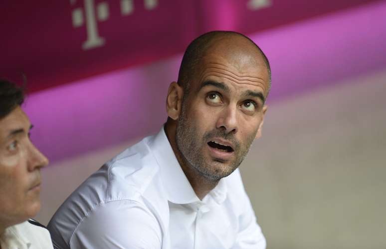 Guardiola vai enfrentar Barcelona como técnico do Bayern pela 1ª vez em partidas oficiais